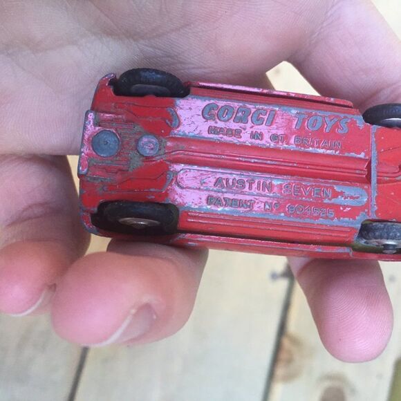 Vintage 1960 Corgi Toys 225 Austin Seven Car Red - Picture 7 of 8